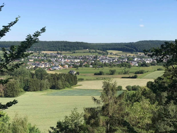 Eliane BRITO Eliane BRITO