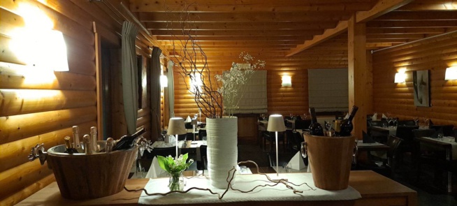 Mess Café Mess Café