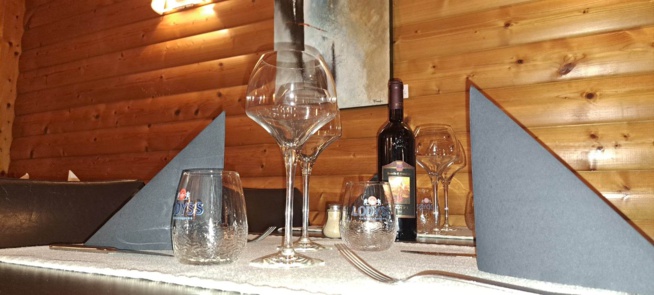 Mess Café Mess Café