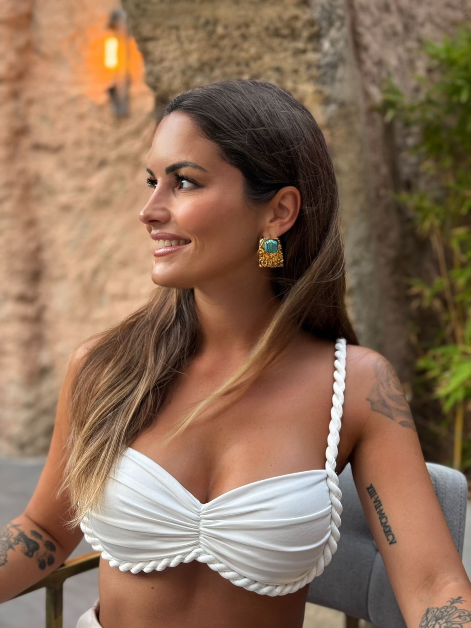 Sally HUSS Sally HUSS