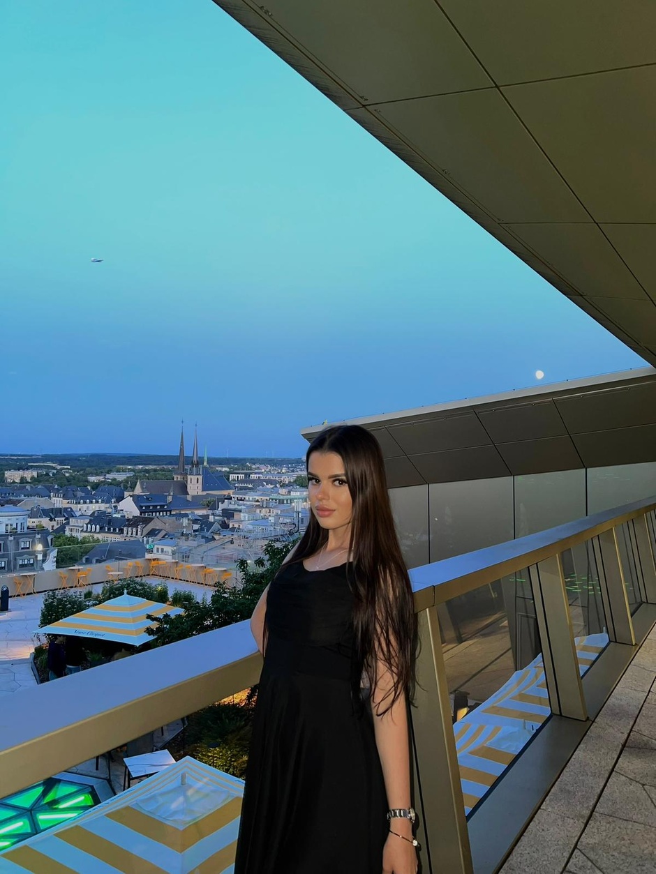 Yevheniia TARASENKO Yevheniia TARASENKO