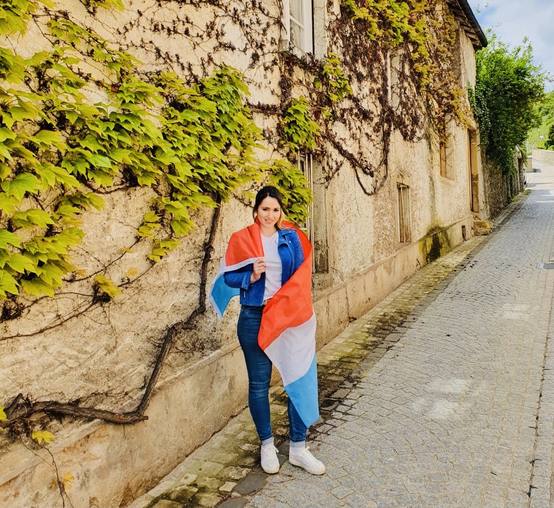 Tracy MACRI Tracy MACRI