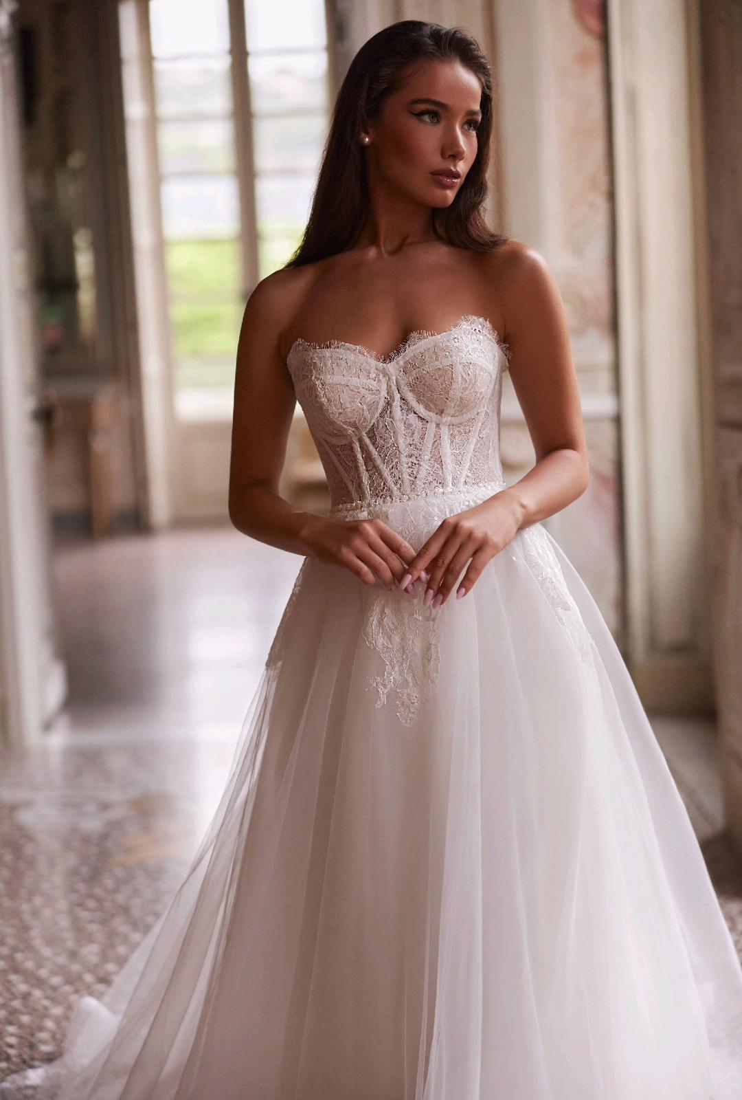 LuxBride