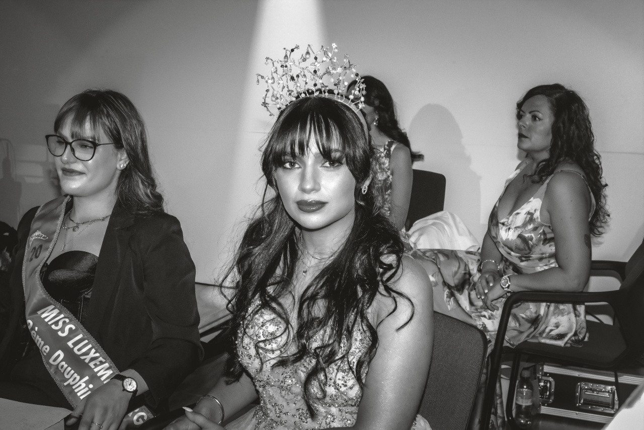 Rim Khamlichi, Miss Tourisme Luxembourg et Lynn Heiderscheid (Dauphine Miss Luxembourg 2020)